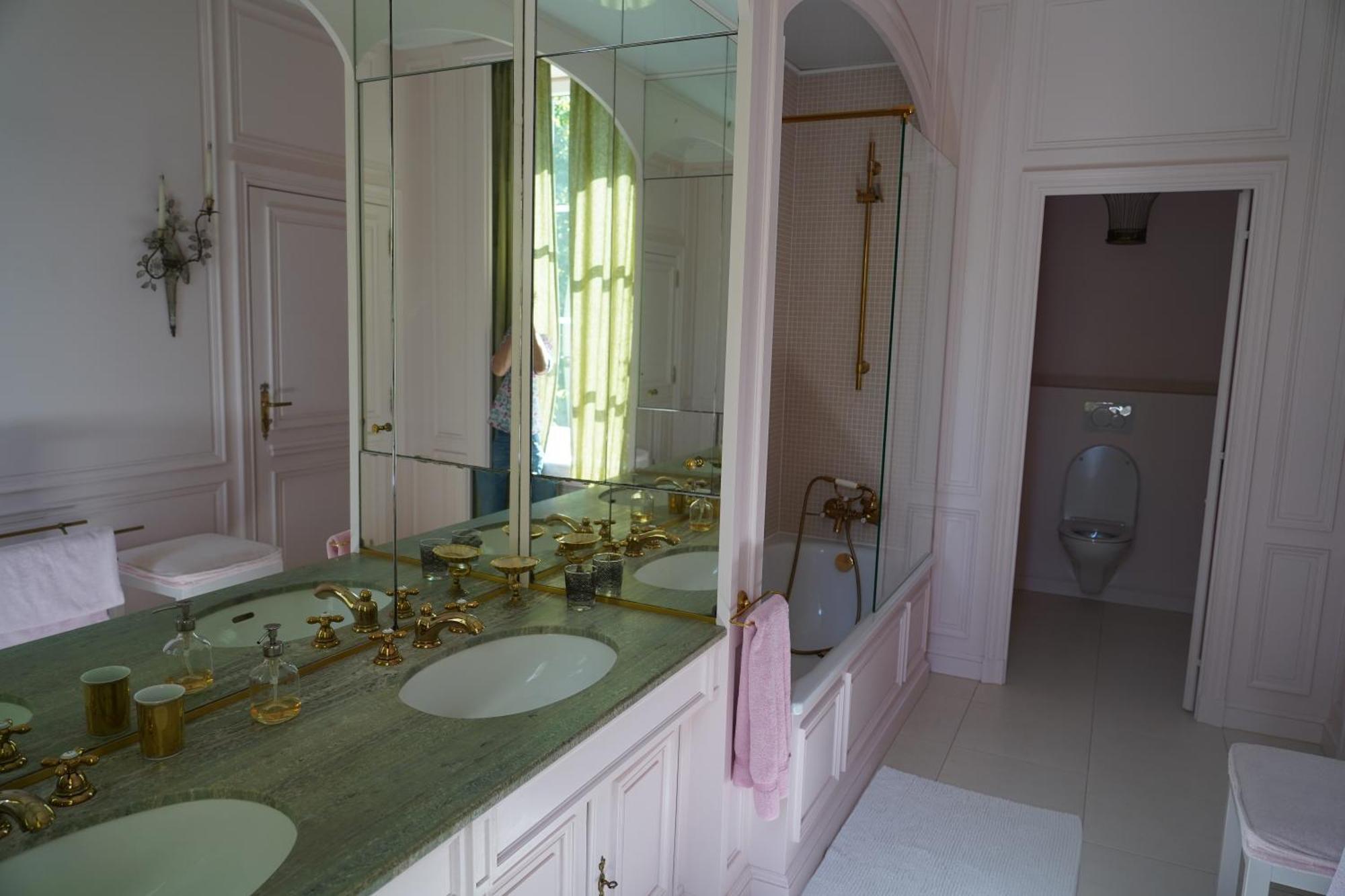 Le Chateau Lavigny Екстериор снимка