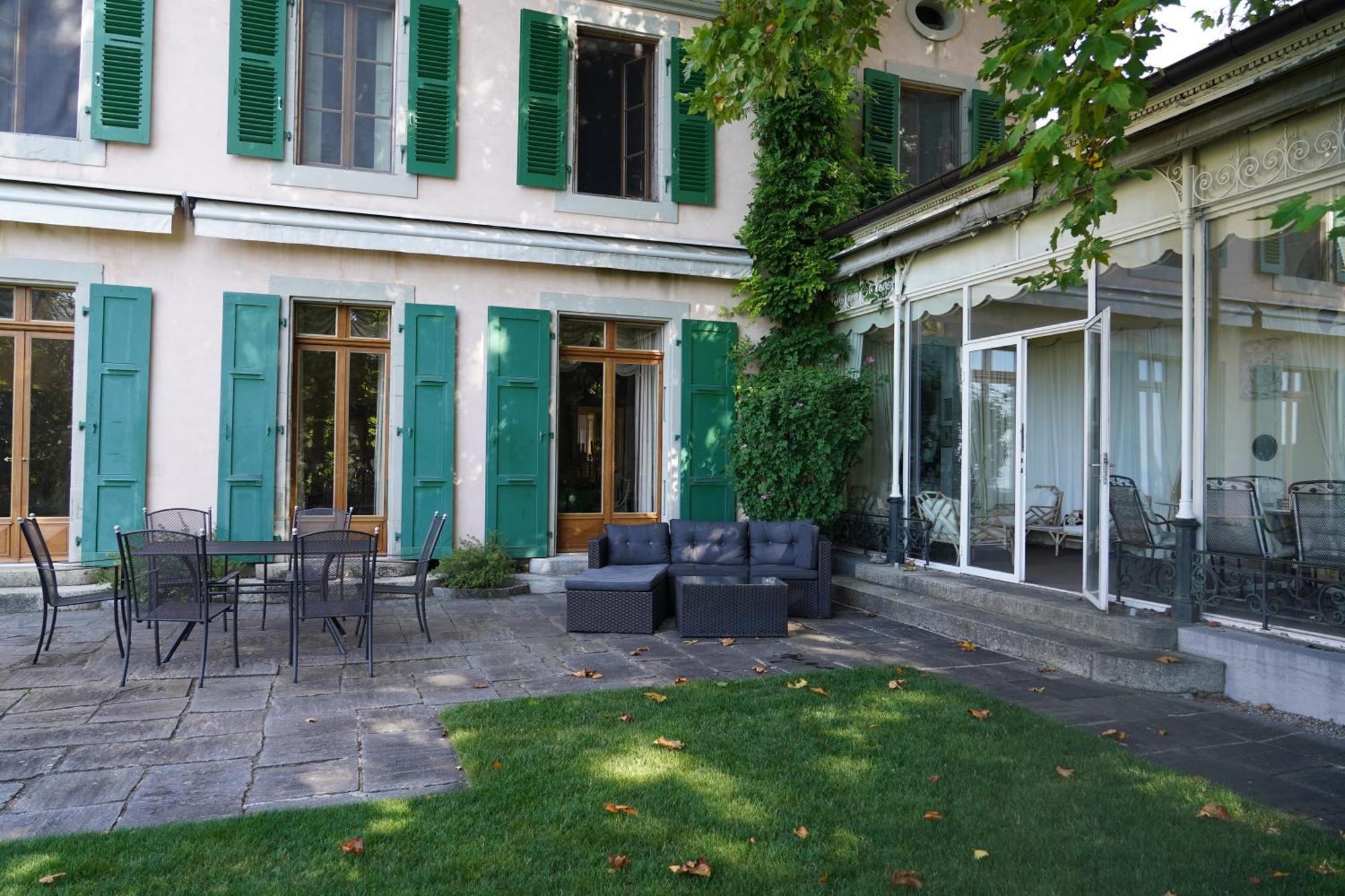 Le Chateau Lavigny Екстериор снимка