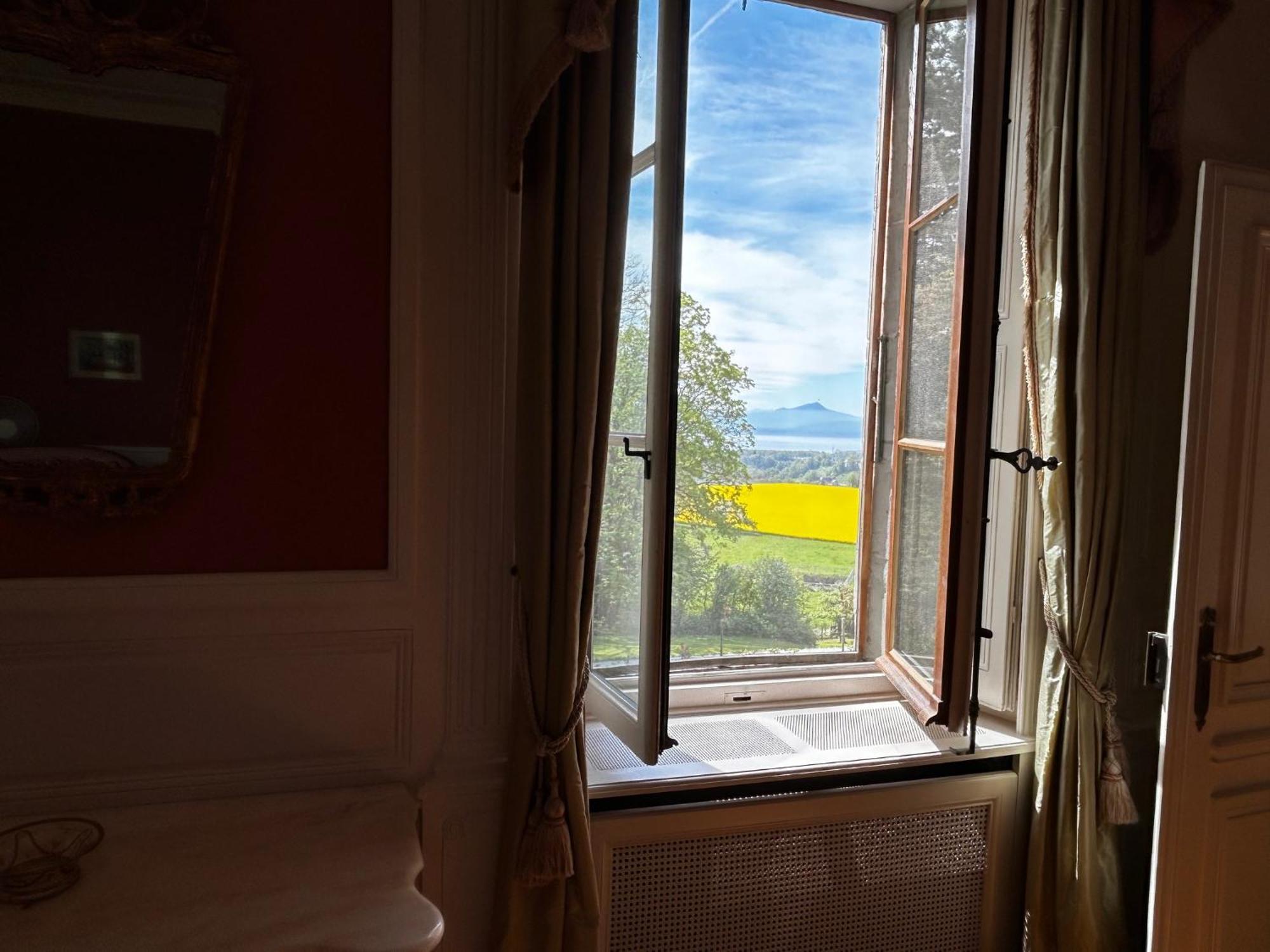 Le Chateau Lavigny Екстериор снимка